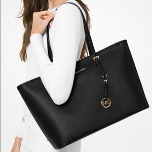 Michael Kors Jet Set Saffiano LeatherTote